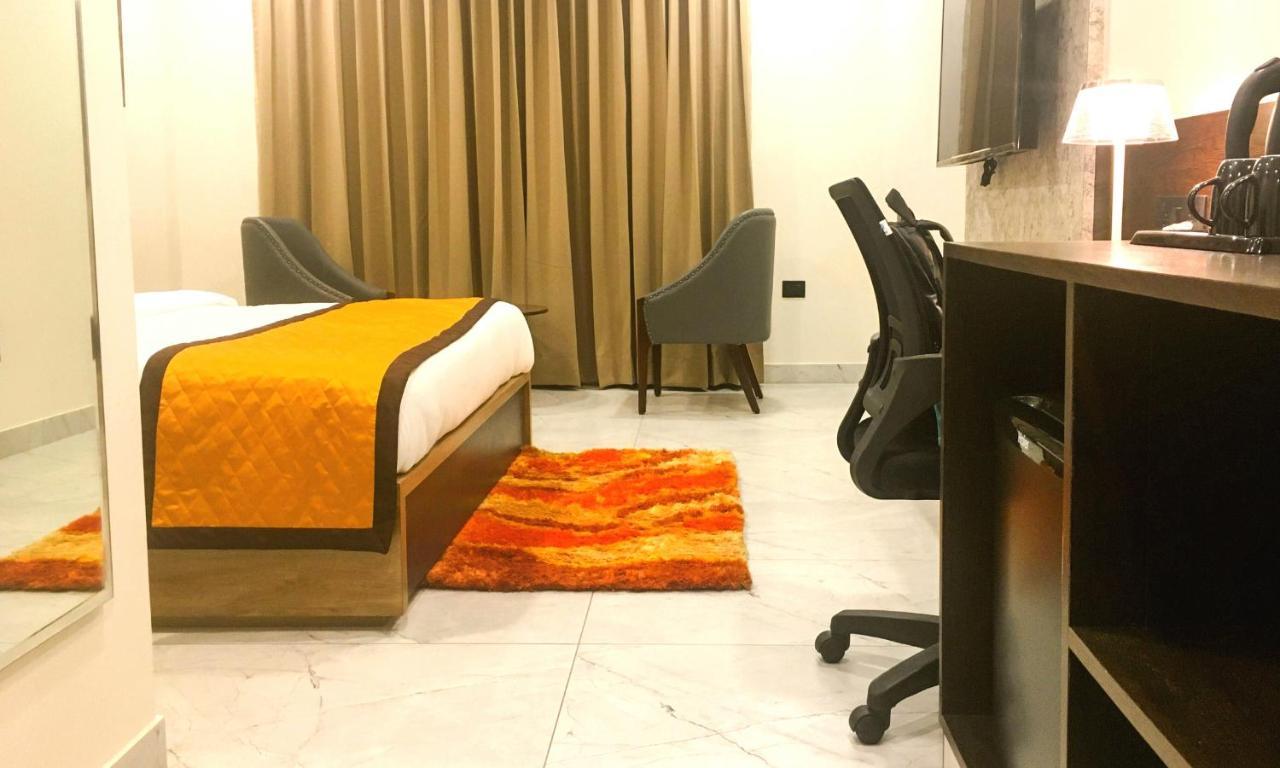 Hotel Aksh Inn Jaipur Ngoại thất bức ảnh