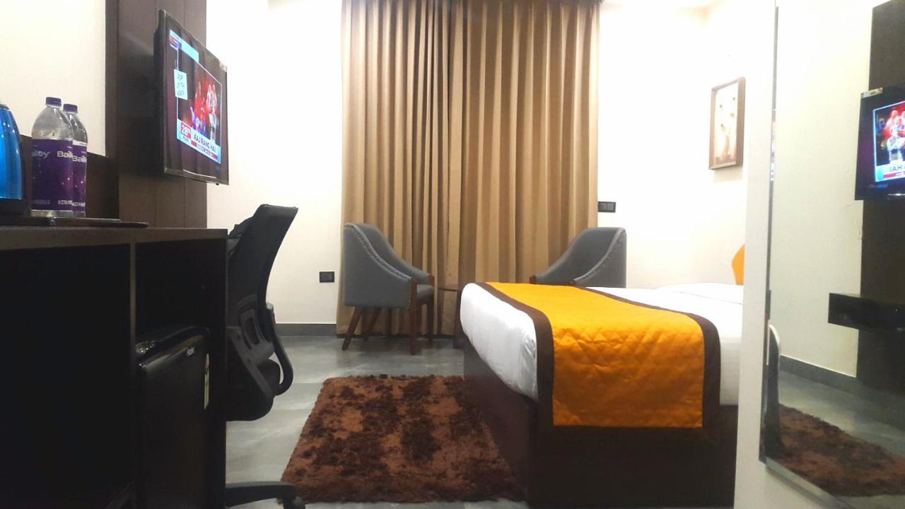 Hotel Aksh Inn Jaipur Ngoại thất bức ảnh